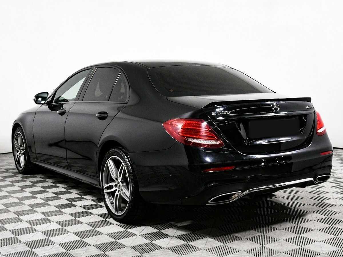 Б/У Мерседес-Бенц Е-Класс 2019 года. Фото: #6
