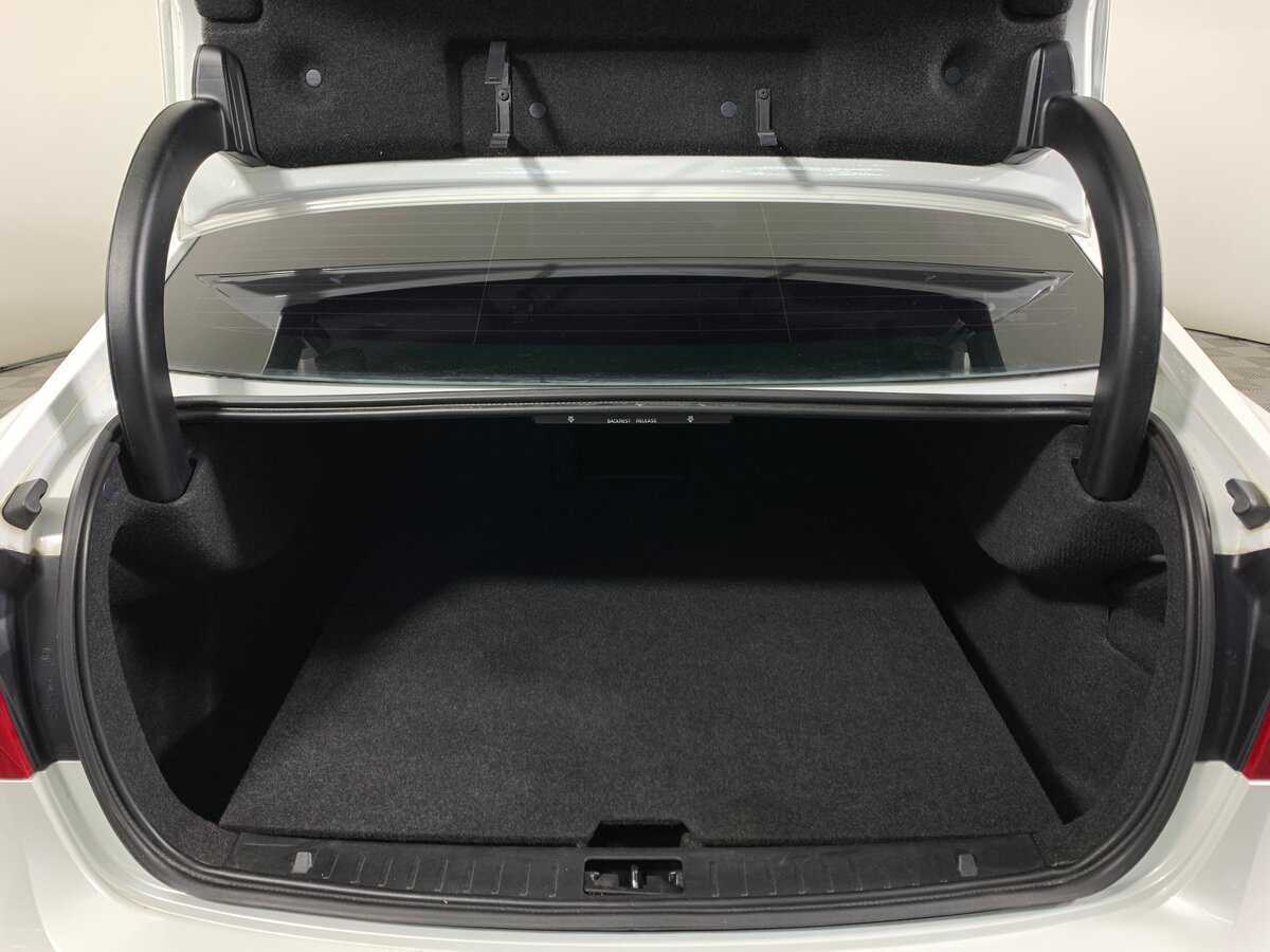 Б/У Вольво С60 2013 года. Фото: #18