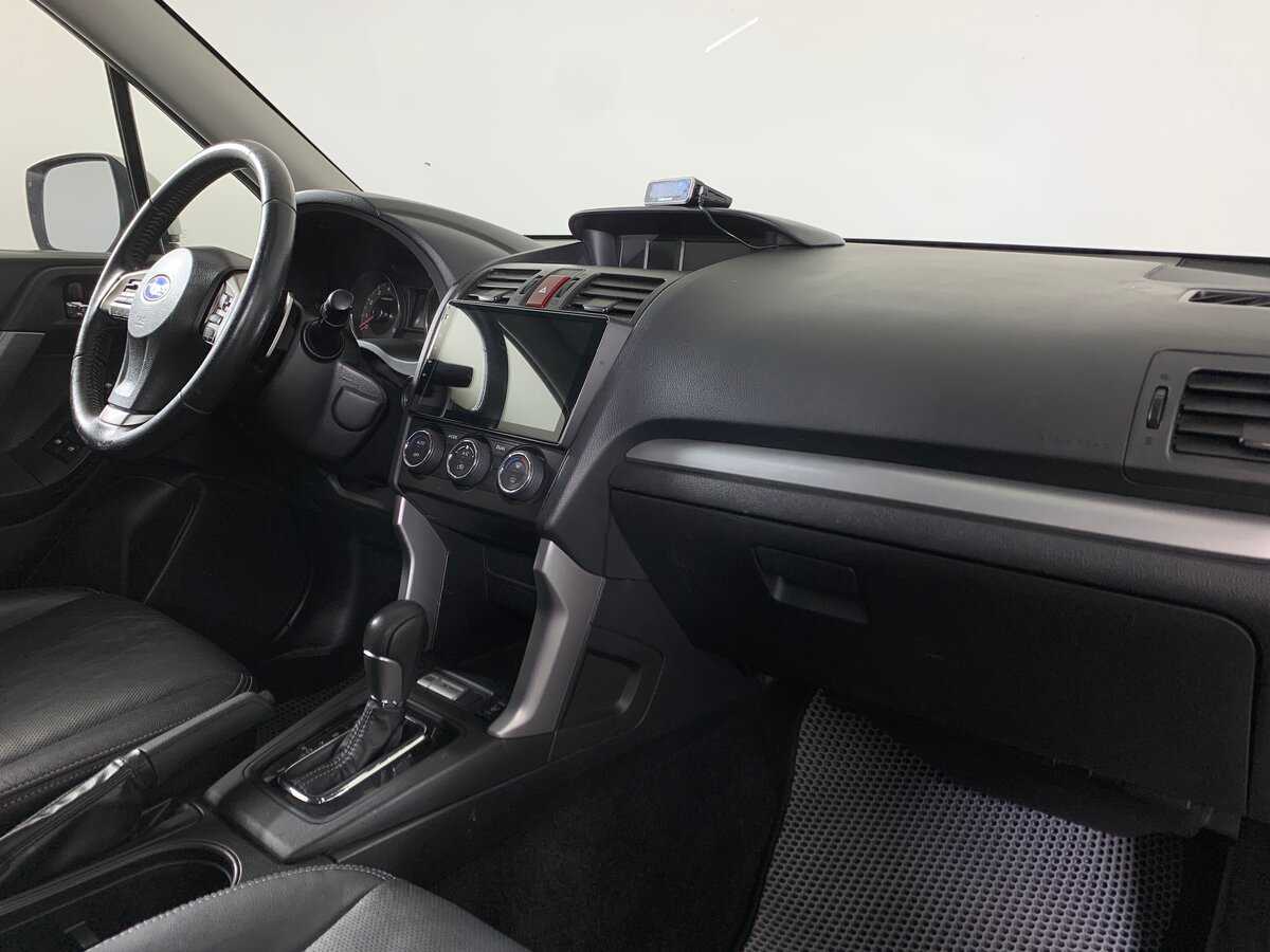 Б/У Субару Форестер 2014 года. Фото: #13