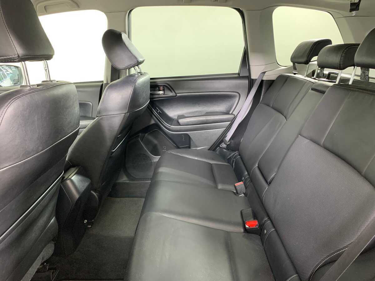 Б/У Субару Форестер 2014 года. Фото: #18