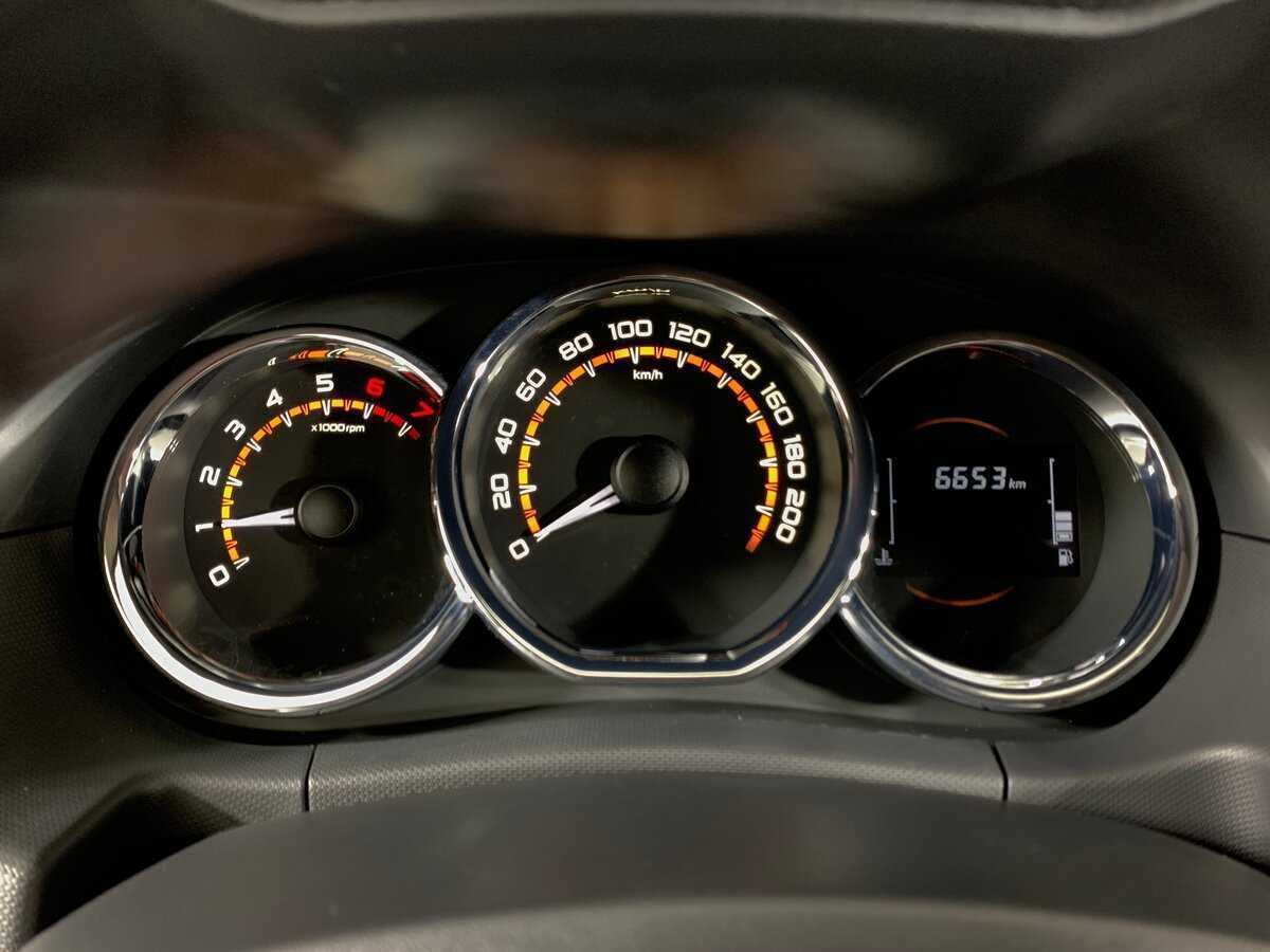 Б/У Лада (ВАЗ) Ларгус 2024 года. Фото: #12