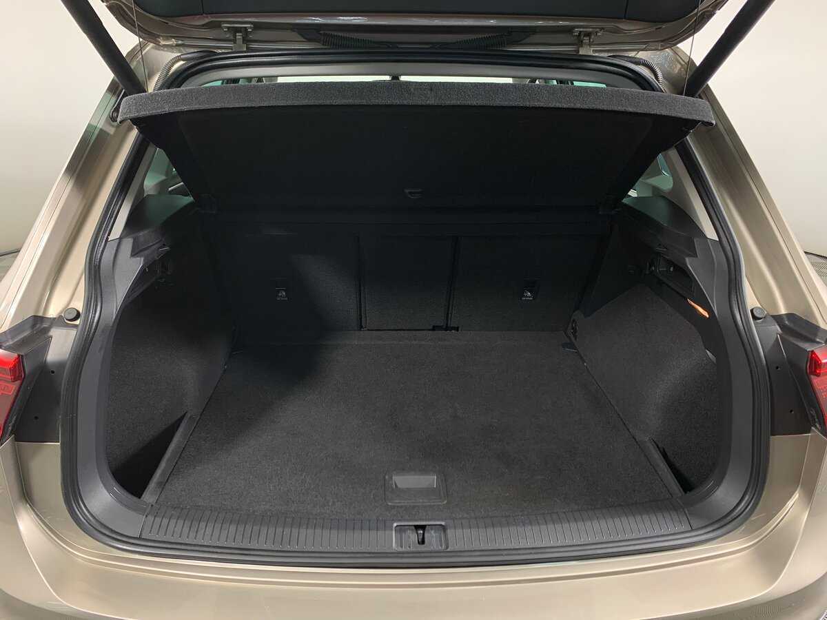 Б/У Фольксваген Тигуан 2017 года. Фото: #19