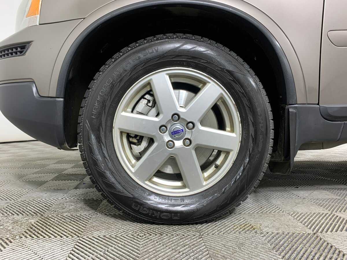 Б/У Вольво ИксЦ90 2011 года. Фото: #8