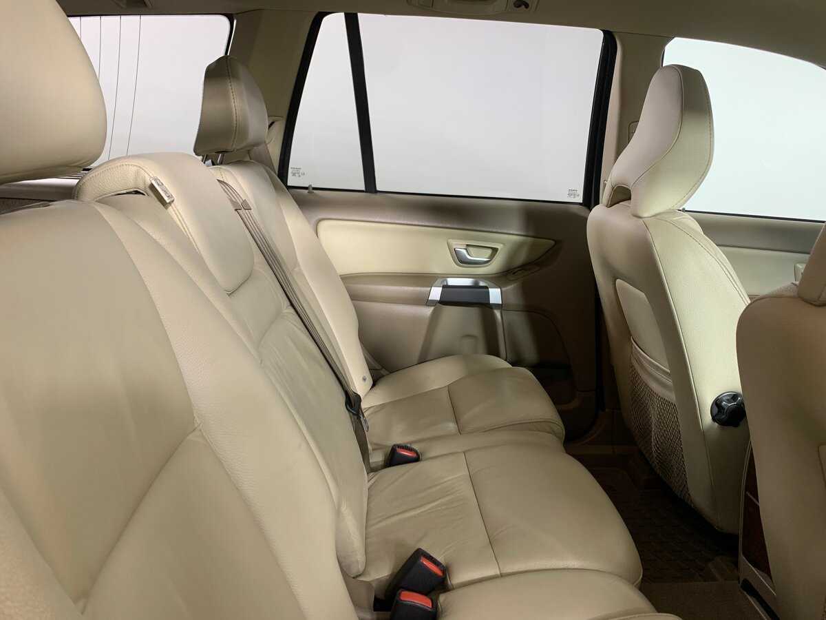 Б/У Вольво ИксЦ90 2011 года. Фото: #17