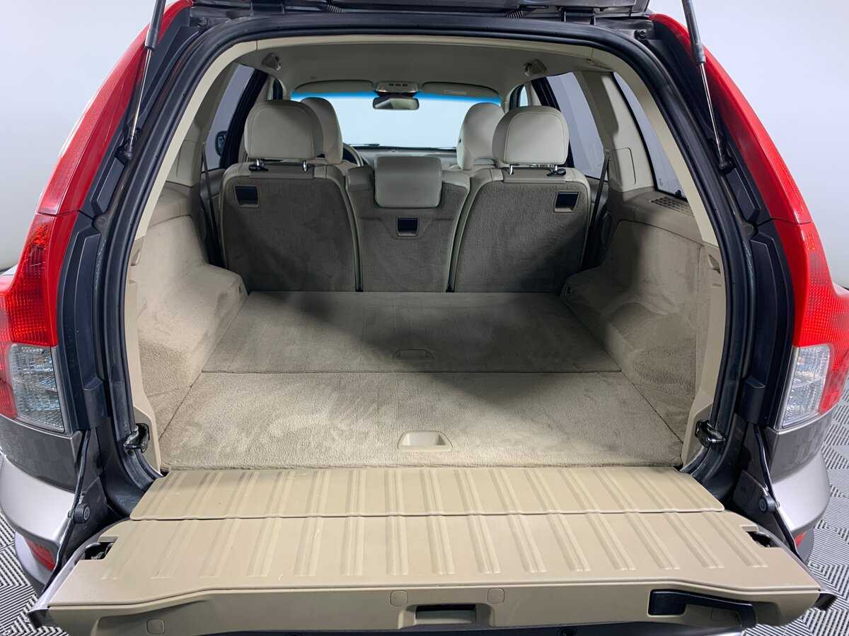 Б/У Вольво ИксЦ90 2011 года. Фото: #19