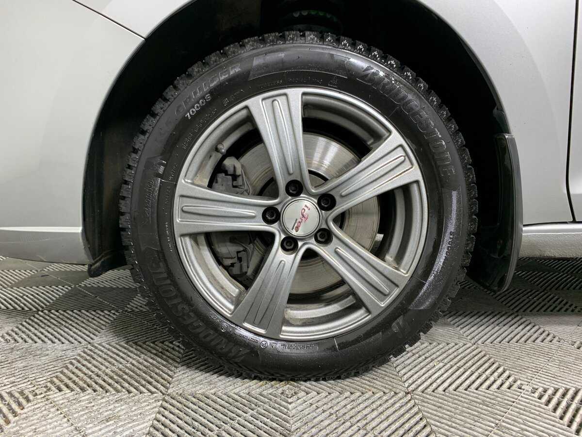 Б/У Фольксваген Поло 2022 года. Фото: #8