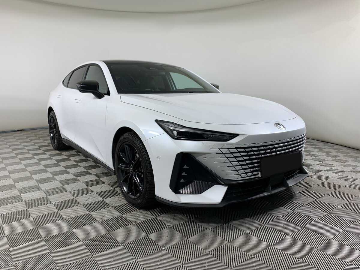 Б/У Чанган УНИ-В 2024 года. Фото: #2