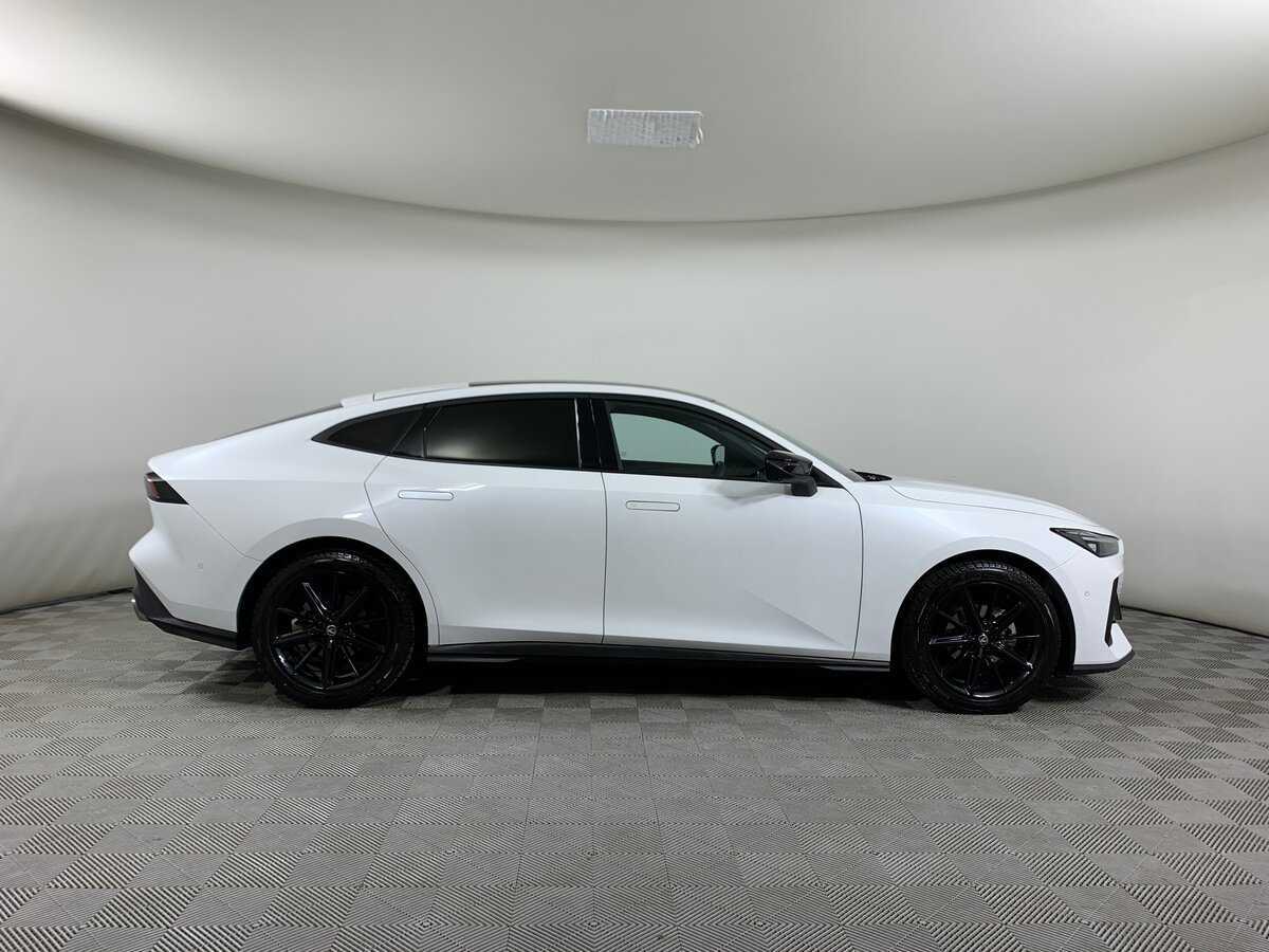 Б/У Чанган УНИ-В 2024 года. Фото: #3