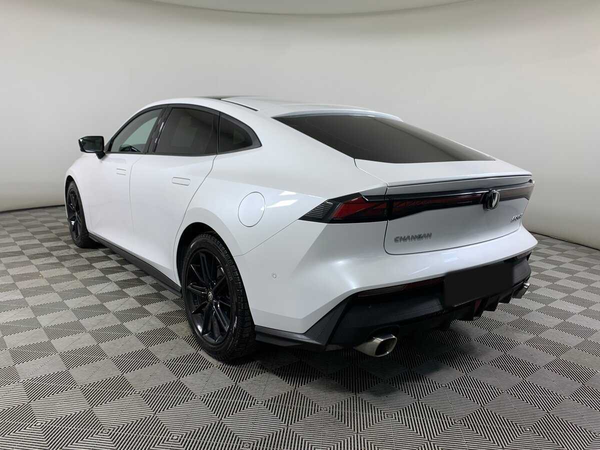 Б/У Чанган УНИ-В 2024 года. Фото: #6