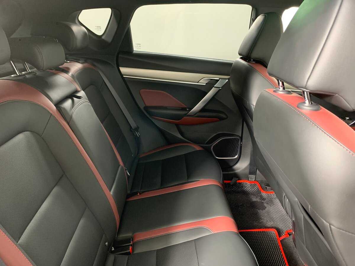 Б/У Джили Кулрэй 2023 года. Фото: #16