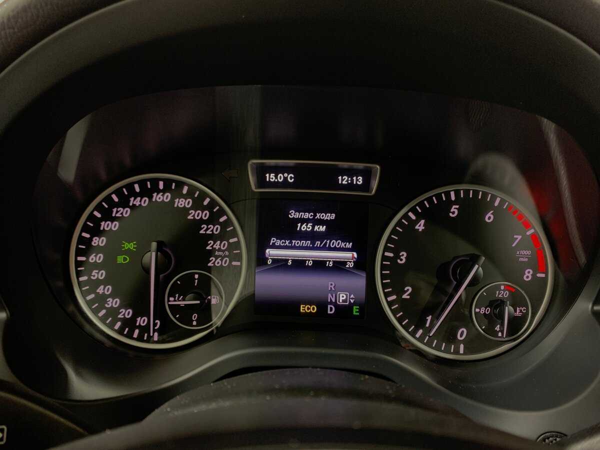 Б/У Мерседес-Бенц А-Класс 2013 года. Фото: #13