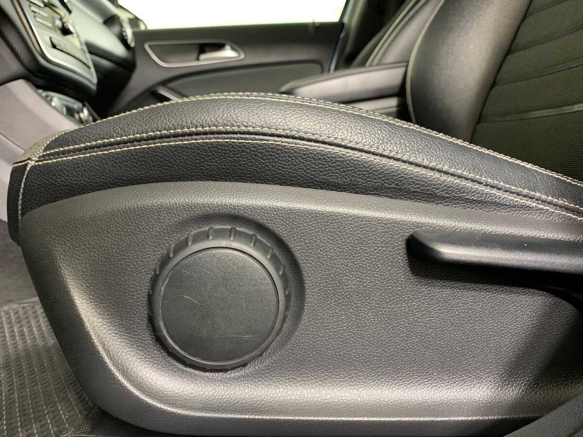 Б/У Мерседес-Бенц А-Класс 2013 года. Фото: #15