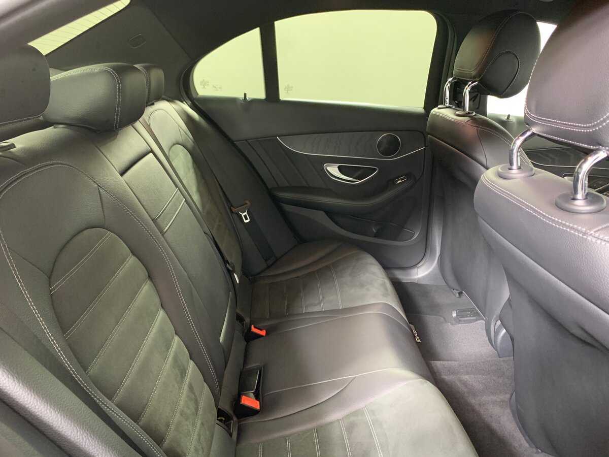 Б/У Мерседес-Бенц Ц-Класс 2019 года. Фото: #17