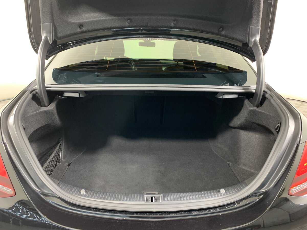 Б/У Мерседес-Бенц Ц-Класс 2019 года. Фото: #19