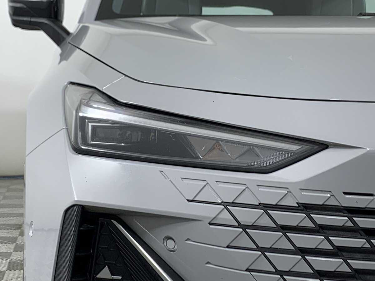 Б/У Чанган УНИ-В 2023 года. Фото: #9