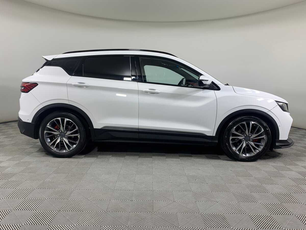 Б/У Джили Кулрэй 2023 года. Фото: #3