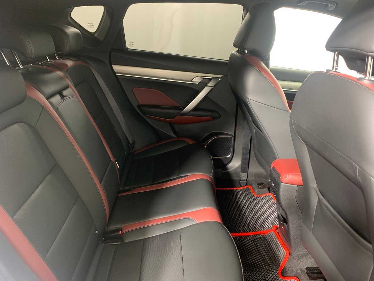 Б/У Джили Кулрэй 2023 года. Фото: #17