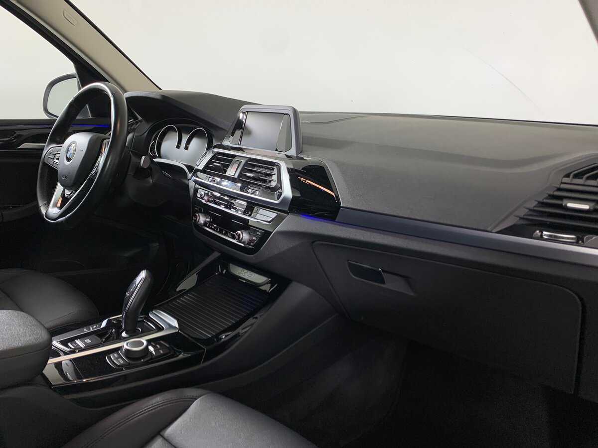 Б/У БМВ Икс3 2018 года. Фото: #13