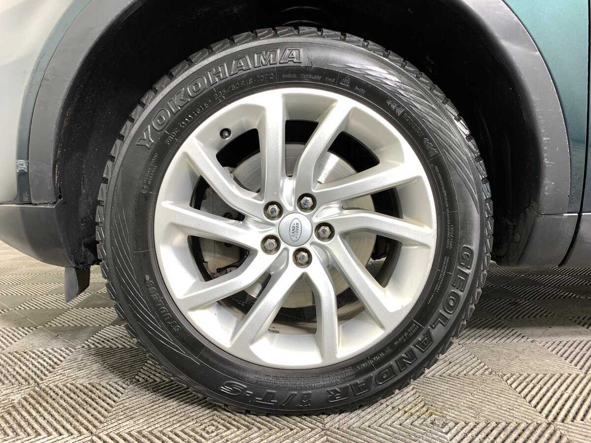 Б/У Лэнд Ровер Дискавери Спорт 2016 года. Фото: #8