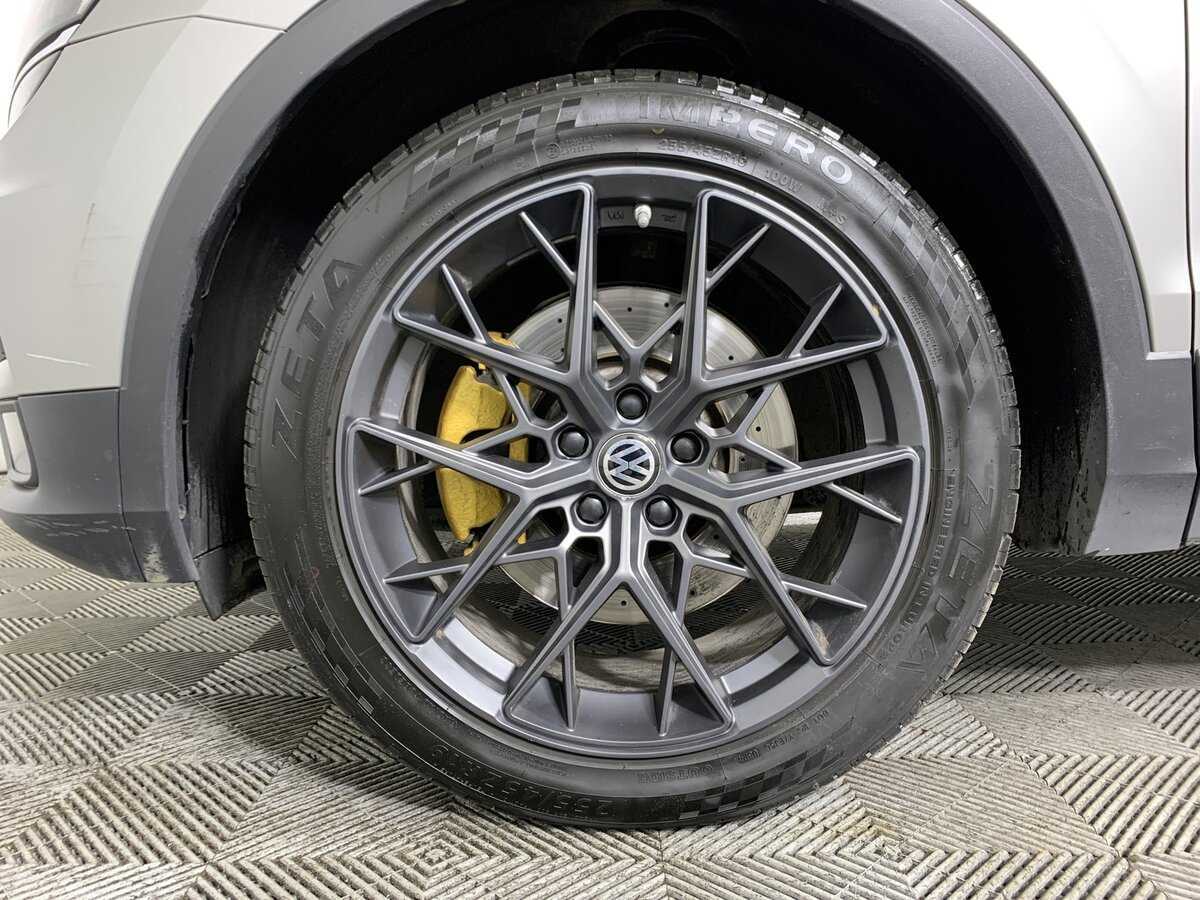 Б/У Фольксваген Тигуан 2018 года. Фото: #7