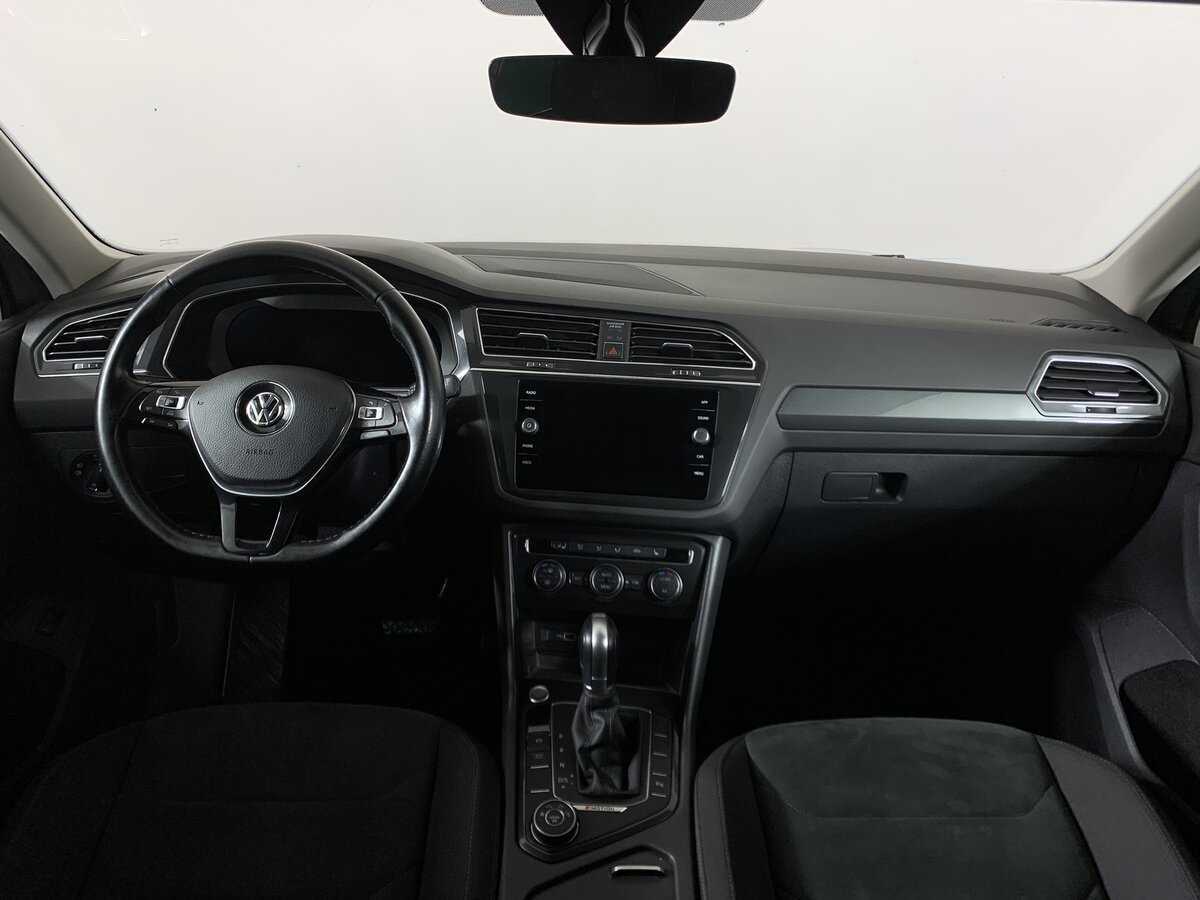 Б/У Фольксваген Тигуан 2018 года. Фото: #11