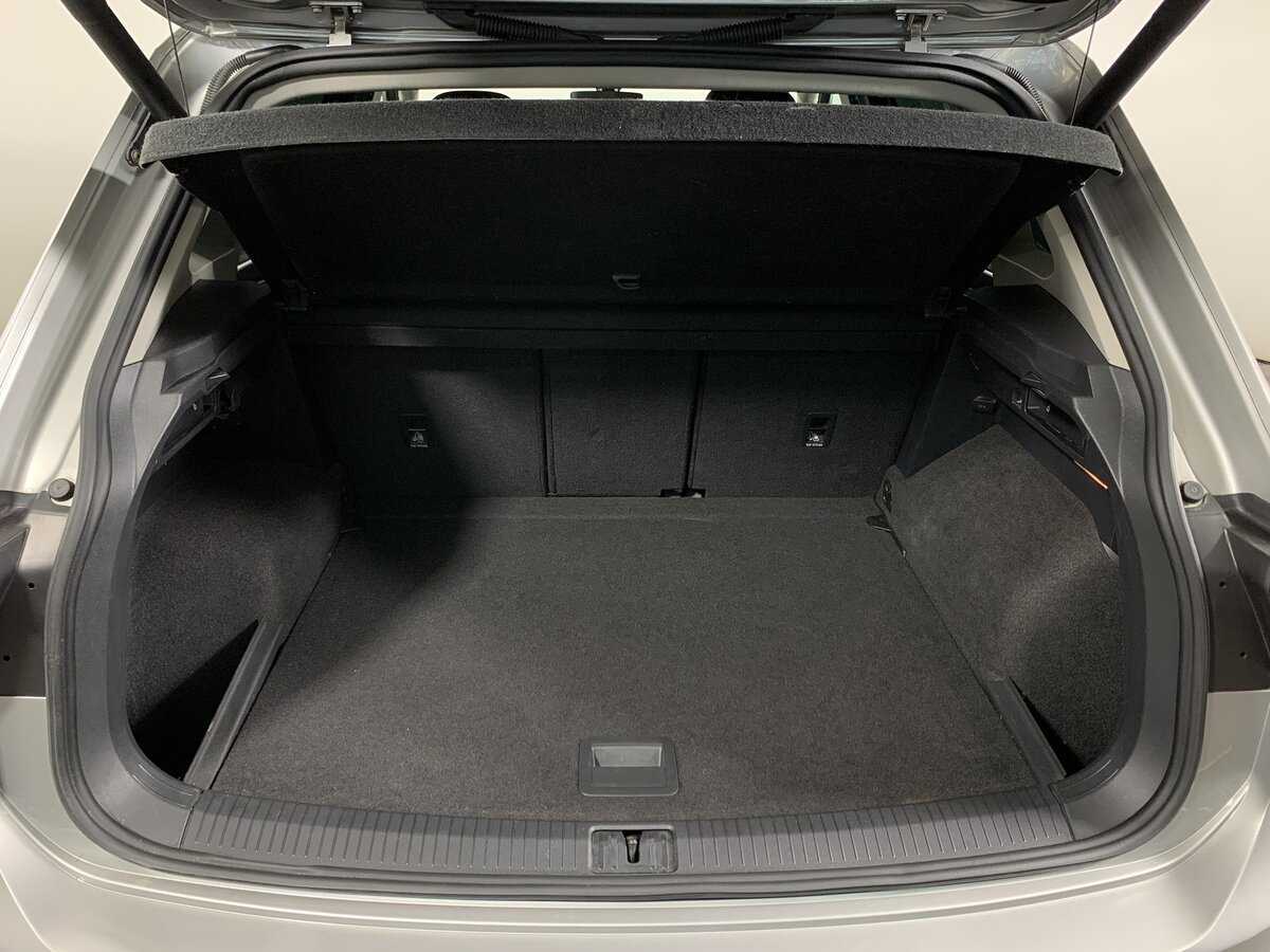 Б/У Фольксваген Тигуан 2018 года. Фото: #18