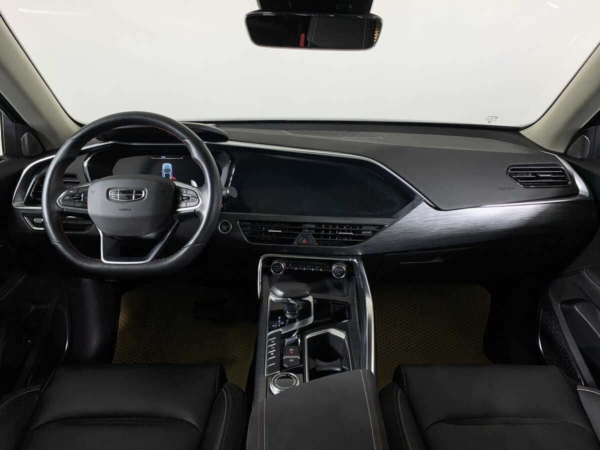 Б/У Джили Тугелла 2021 года. Фото: #12