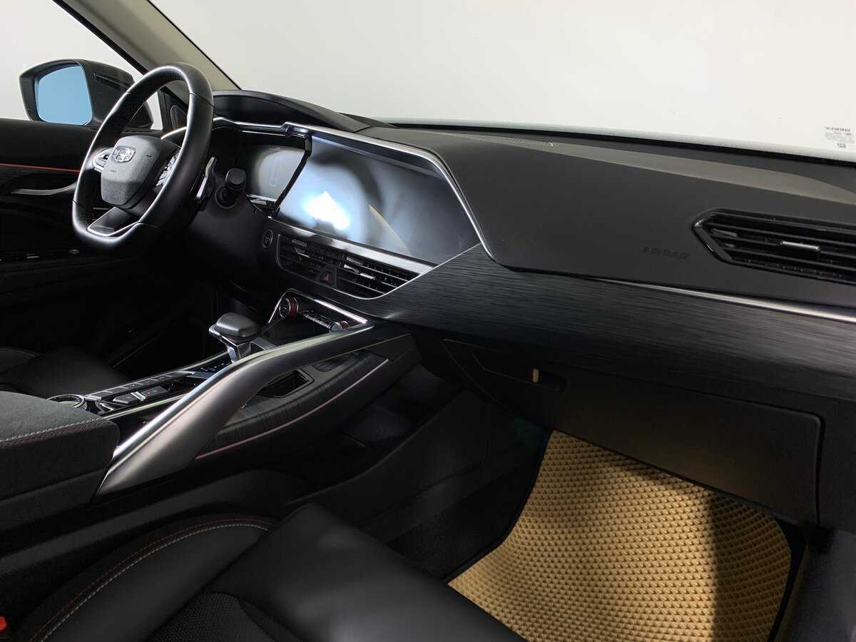 Б/У Джили Тугелла 2021 года. Фото: #13