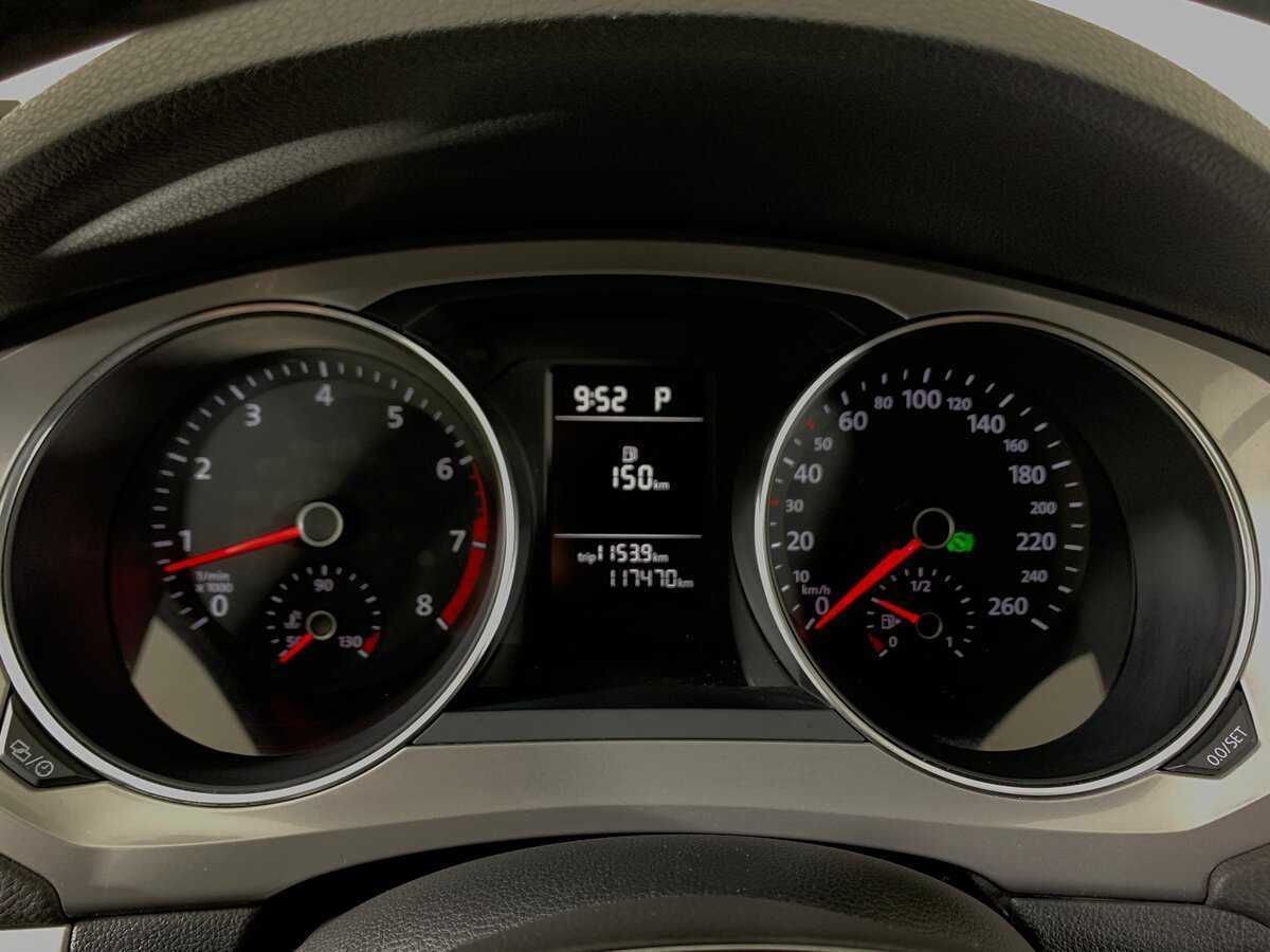 Б/У Фольксваген Джетта 2017 года. Фото: #13