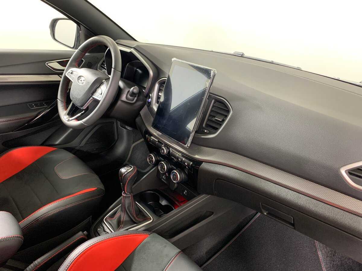 Б/У Лада (ВАЗ) Веста 2024 года. Фото: #11