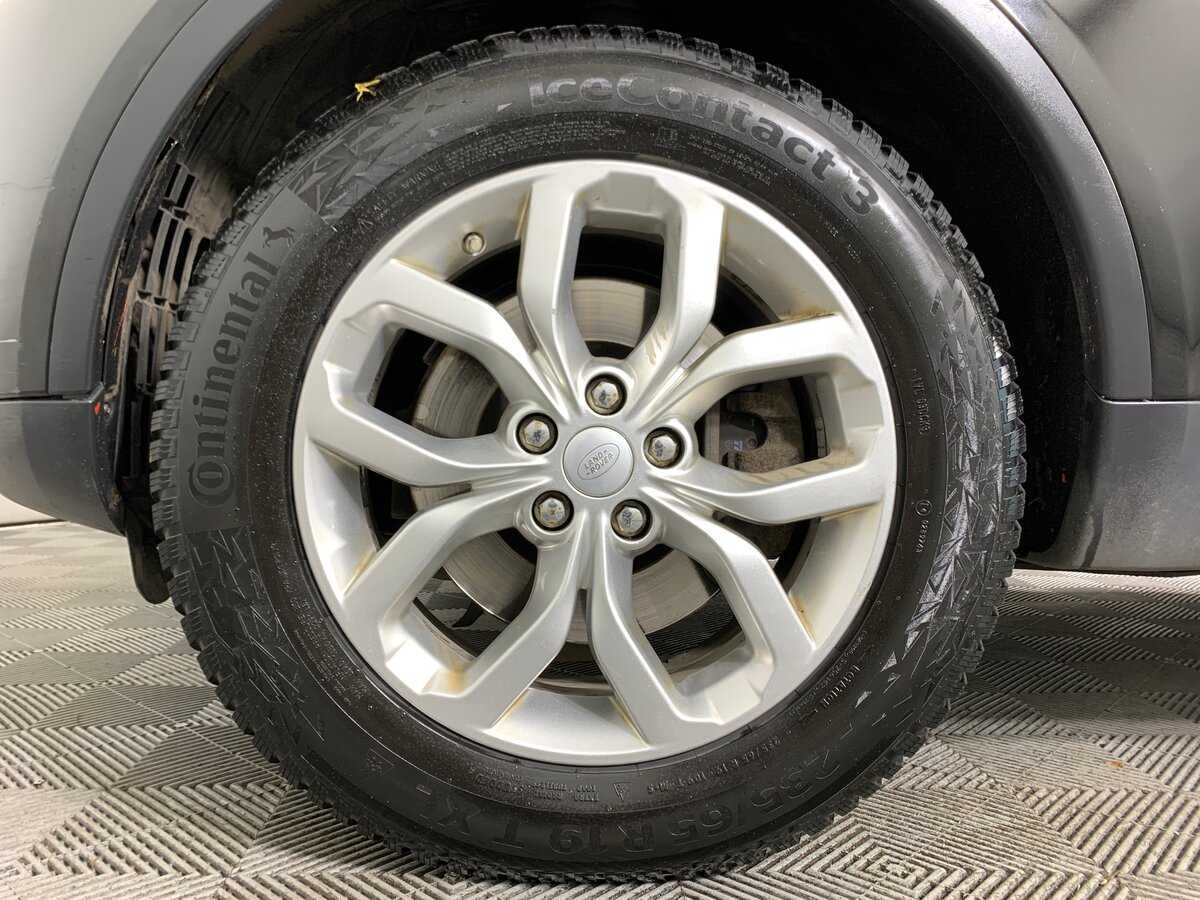 Б/У Лэнд Ровер Дискавери 2017 года. Фото: #8