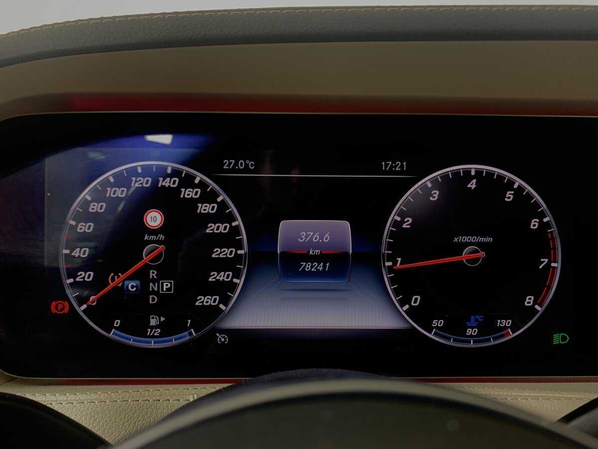 Б/У Мерседес-Бенц Майбах С-Класс 2018 года. Фото: #17