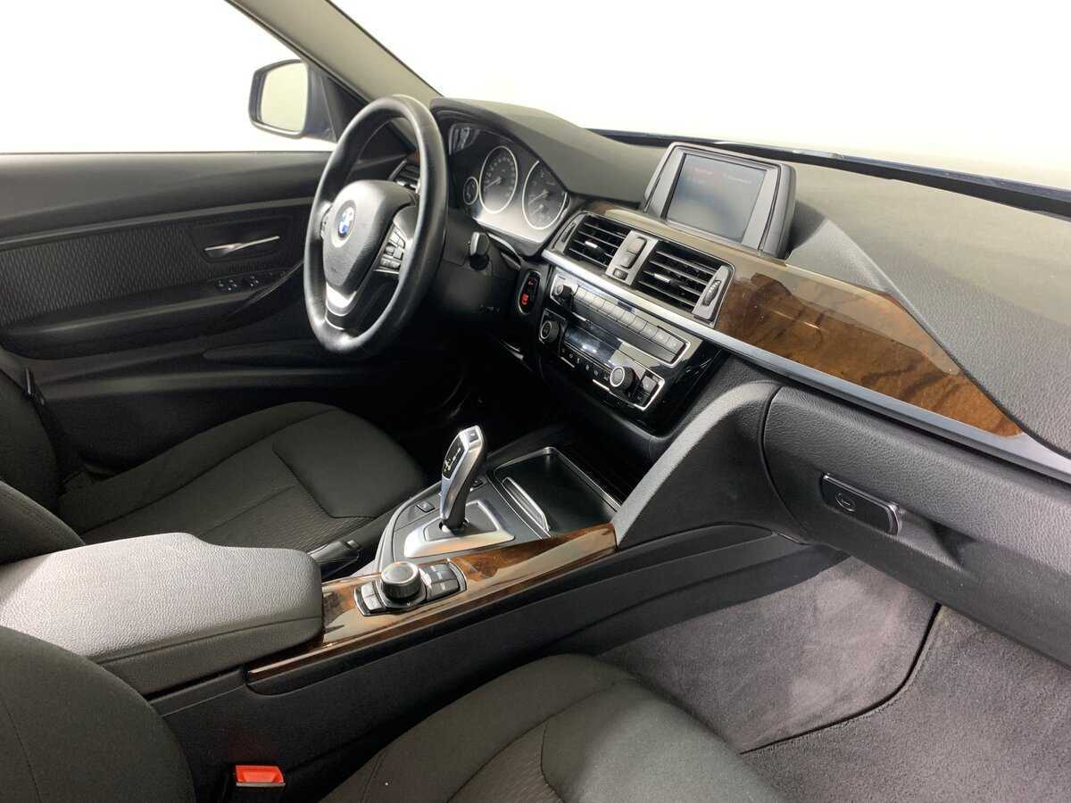 Б/У БМВ 3 серии 2017 года. Фото: #10