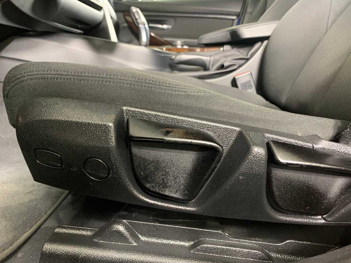 Б/У БМВ 3 серии 2017 года. Фото: #13