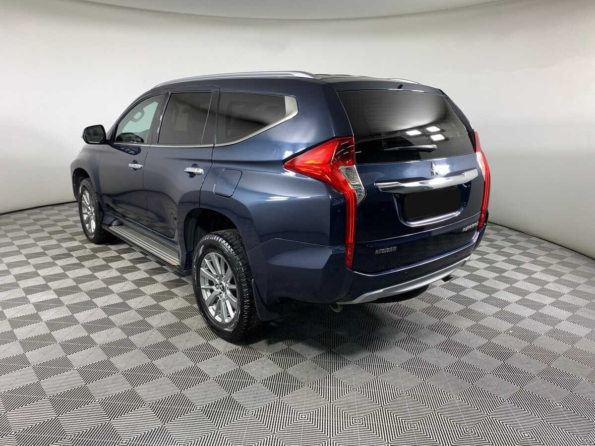 Б/У Митсубиши Паджеро Спорт 2018 года. Фото: #6