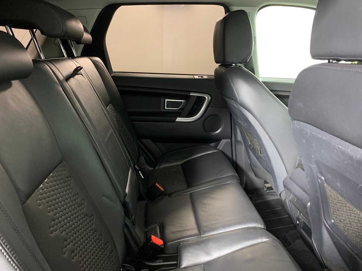 Б/У Лэнд Ровер Дискавери Спорт 2018 года. Фото: #17