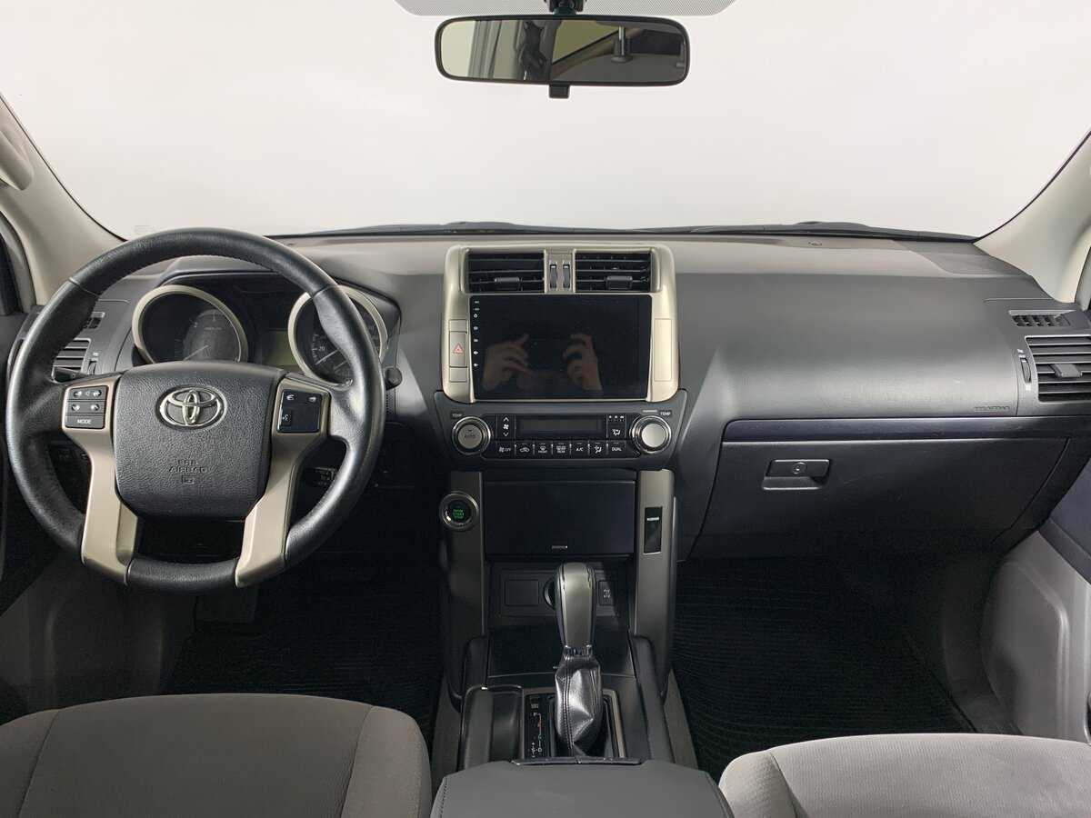 Б/У Тойота Лэнд Крузер Прадо 2012 года. Фото: #9