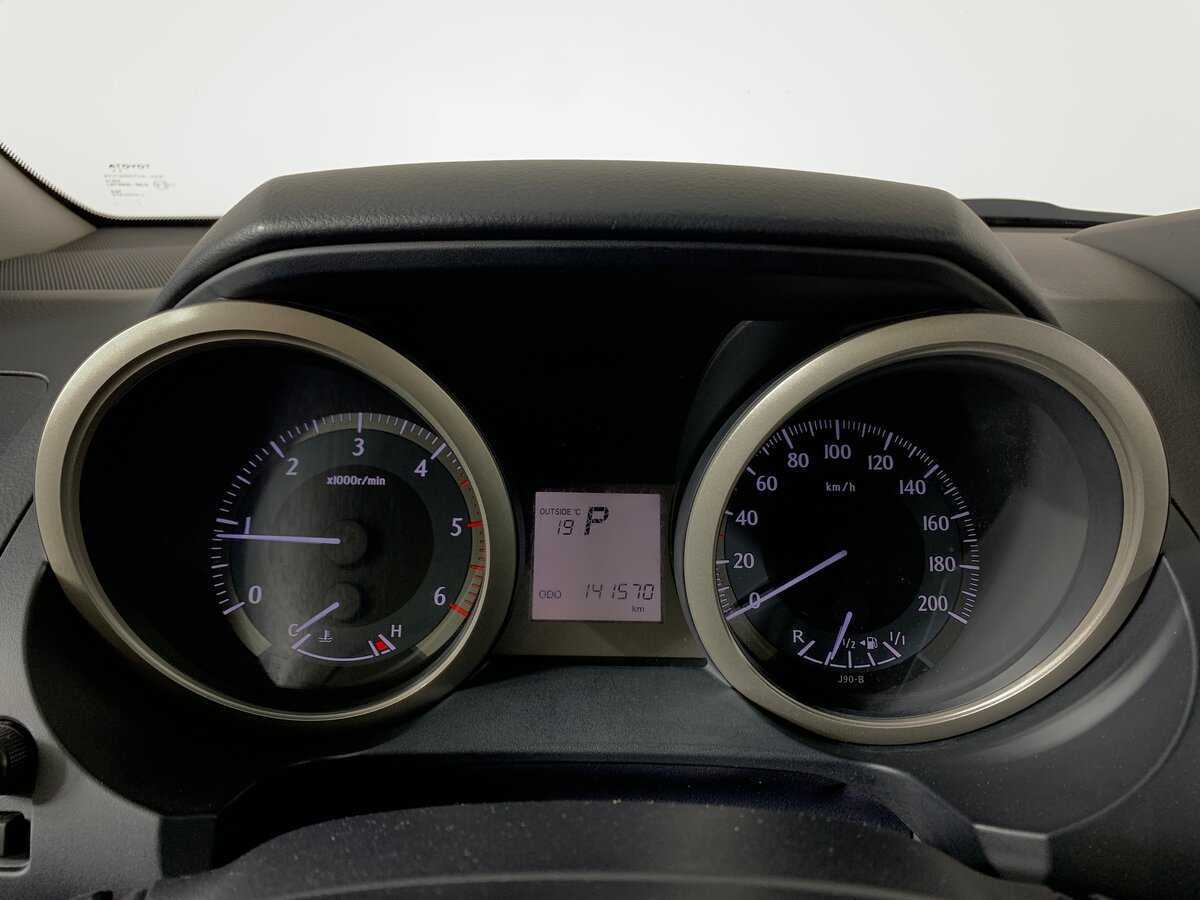 Б/У Тойота Лэнд Крузер Прадо 2012 года. Фото: #11