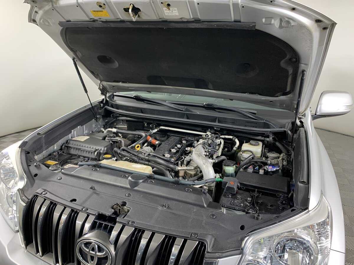 Б/У Тойота Лэнд Крузер Прадо 2011 года. Фото: #10