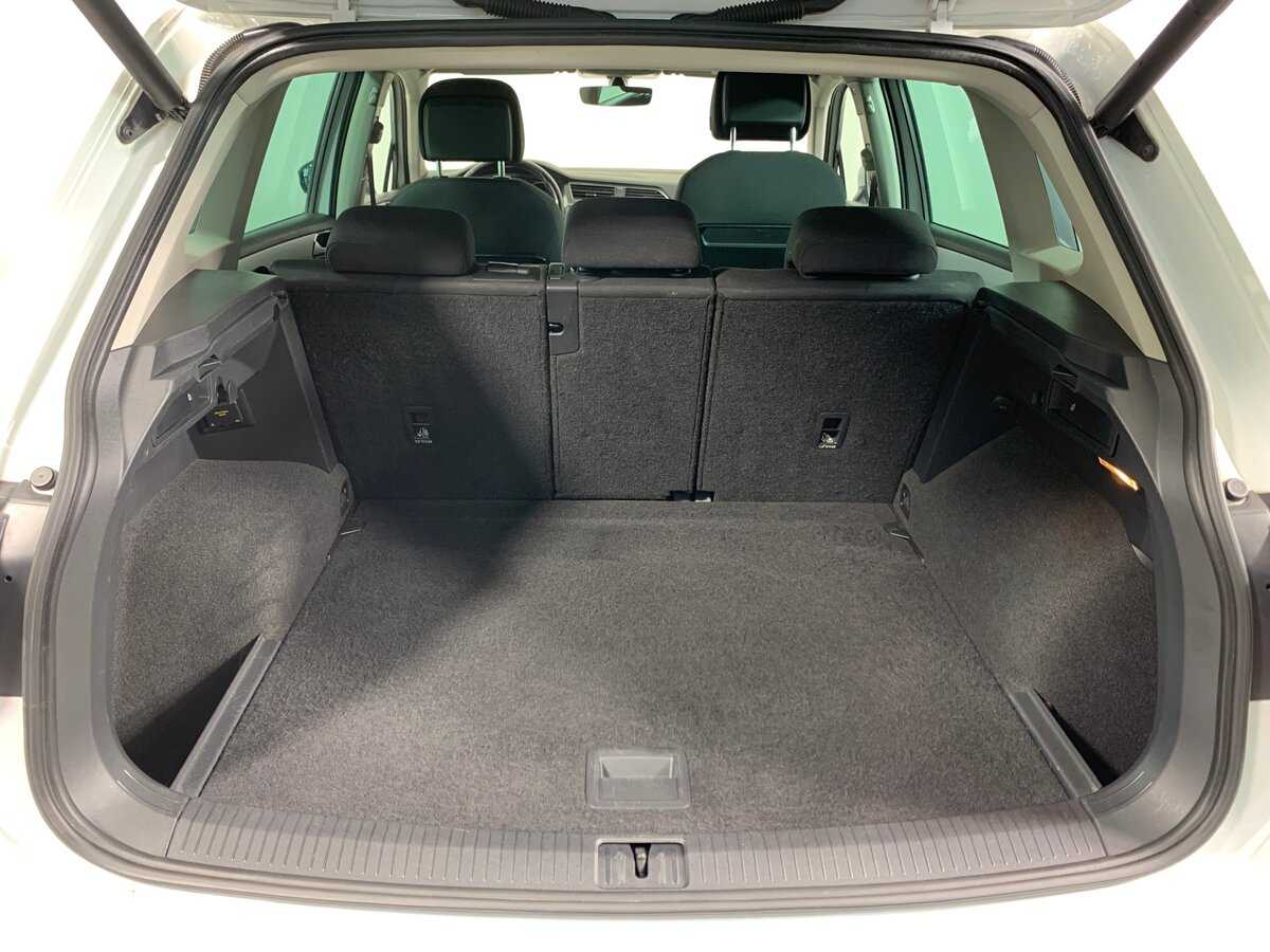 Б/У Фольксваген Тигуан 2017 года. Фото: #19