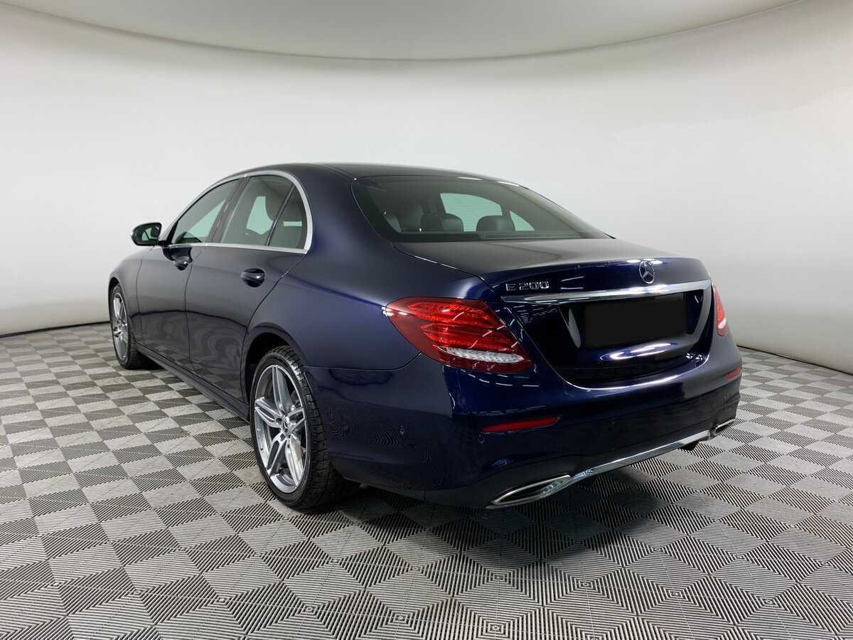 Б/У Мерседес-Бенц Е-Класс 2020 года. Фото: #6