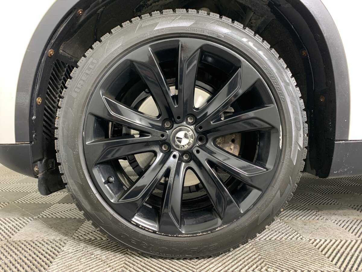 Б/У БМВ Икс5 2014 года. Фото: #8