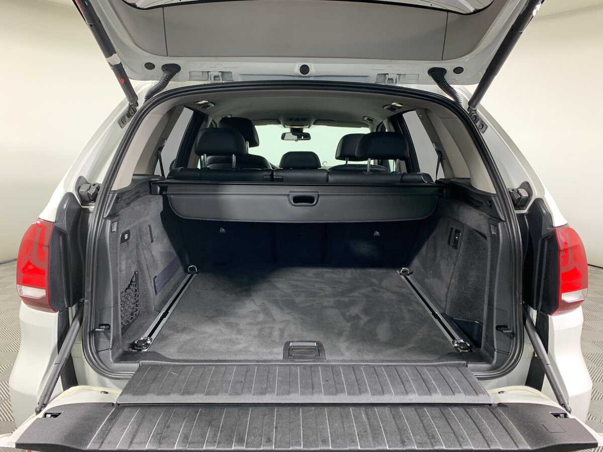 Б/У БМВ Икс5 2014 года. Фото: #19