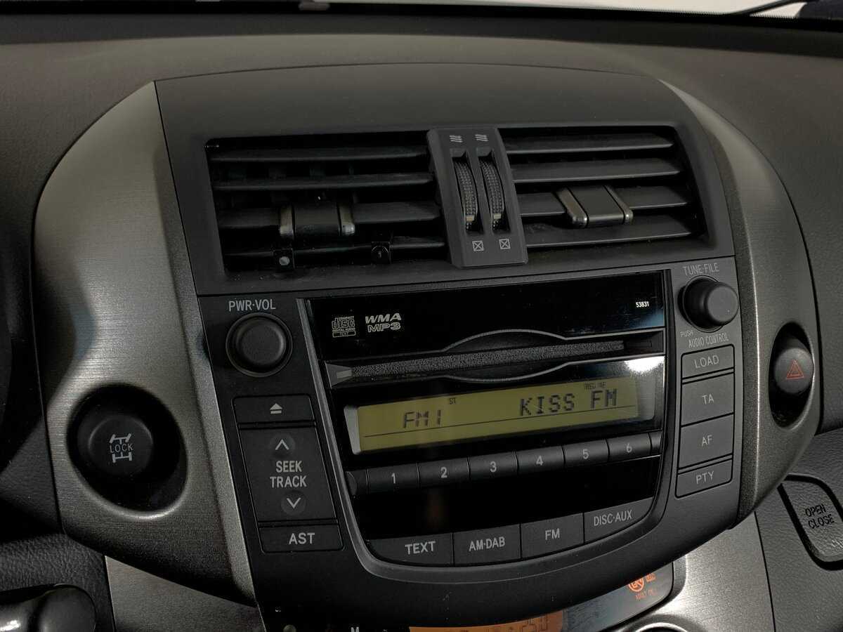 Б/У Тойота Рав4 2011 года. Фото: #15