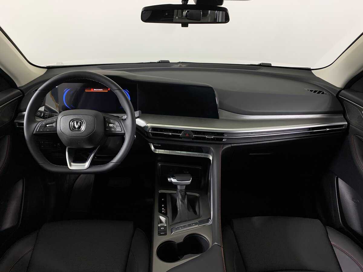 Б/У Чанган CS35 Plus 2023 года. Фото: #12