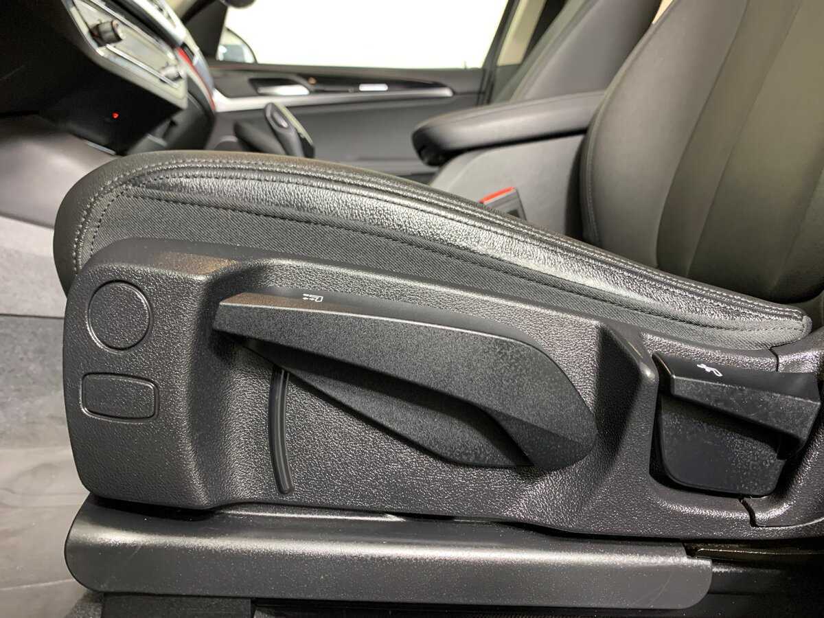 Б/У БМВ Икс3 2021 года. Фото: #16