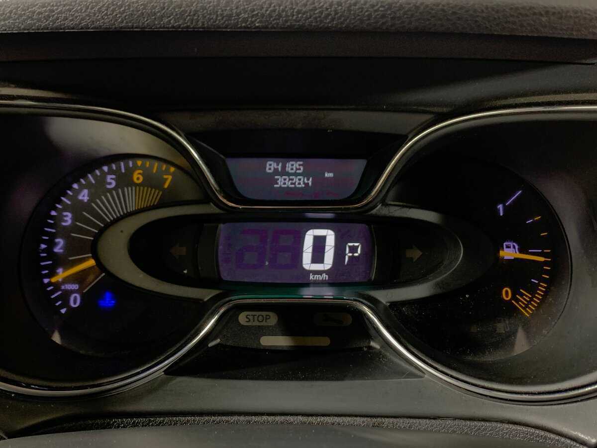 Б/У Рено Каптюр 2016 года. Фото: #14