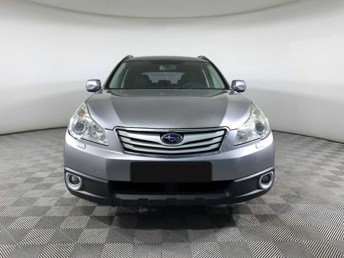 Б/У Субару Аутбэк 2010 года. Фото: #1