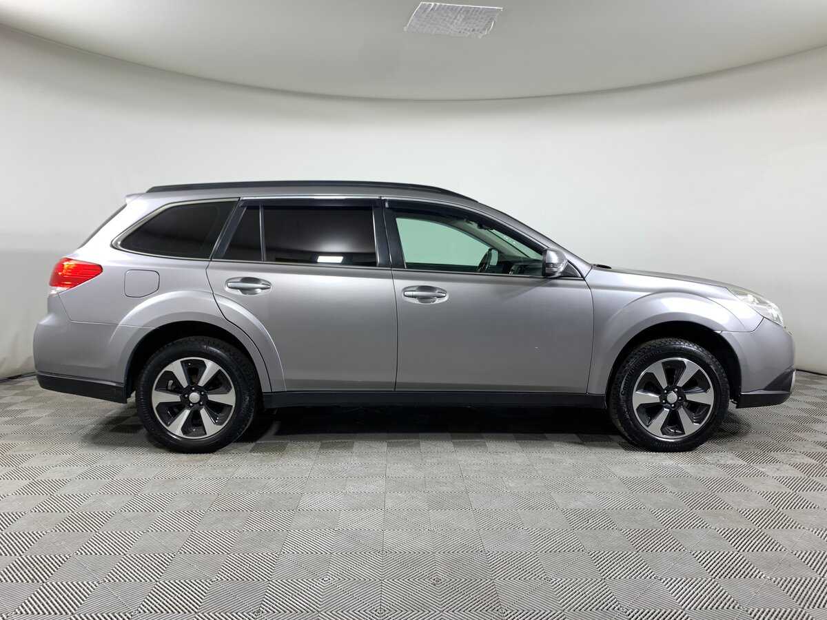 Б/У Субару Аутбэк 2010 года. Фото: #3