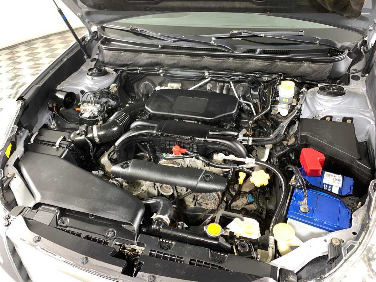 Б/У Субару Аутбэк 2010 года. Фото: #9